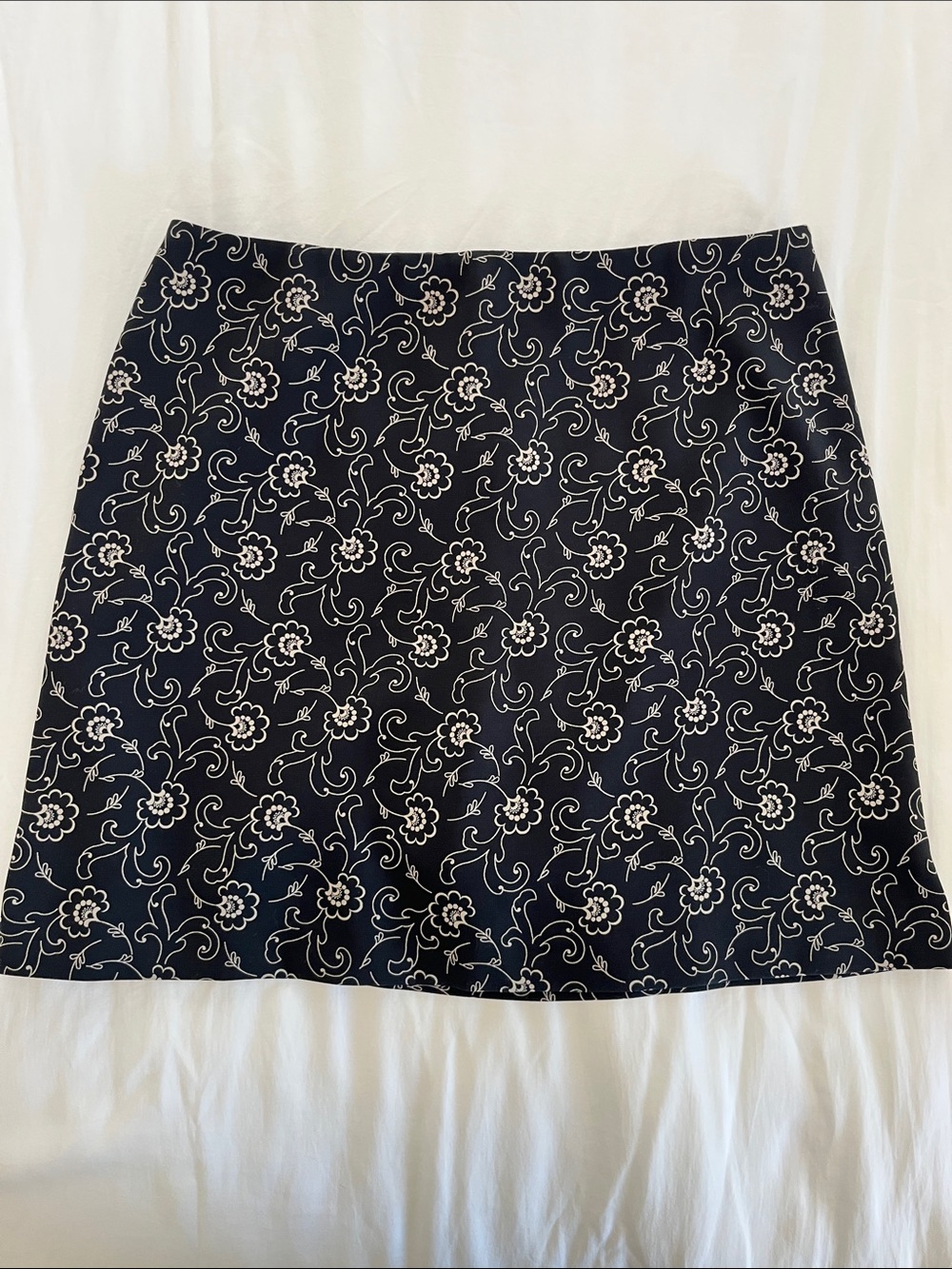 Banana Republic Black Floral Skort